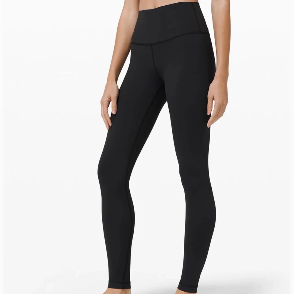 Lululemon Wunder Under Size 6